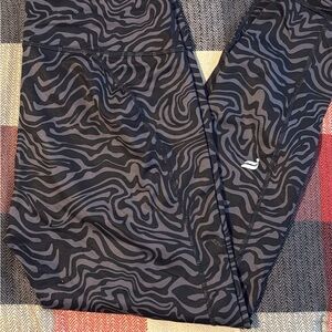 Fabletics Black and Gray Patterned Leggings